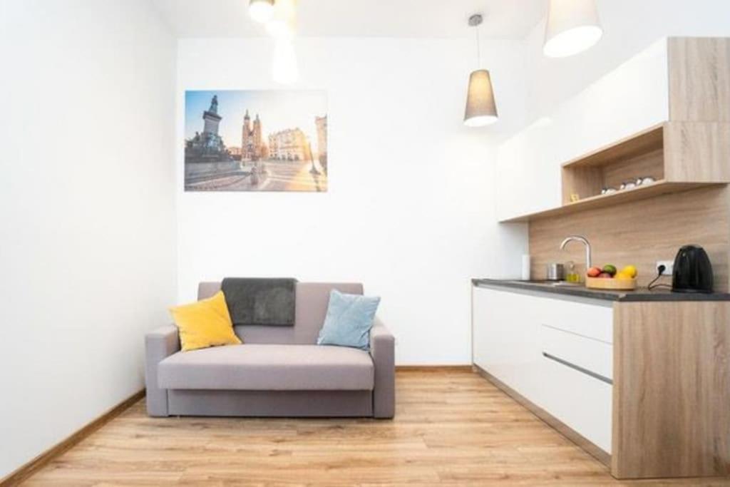 Old Town Apartments - B22 Краків Екстер'єр фото